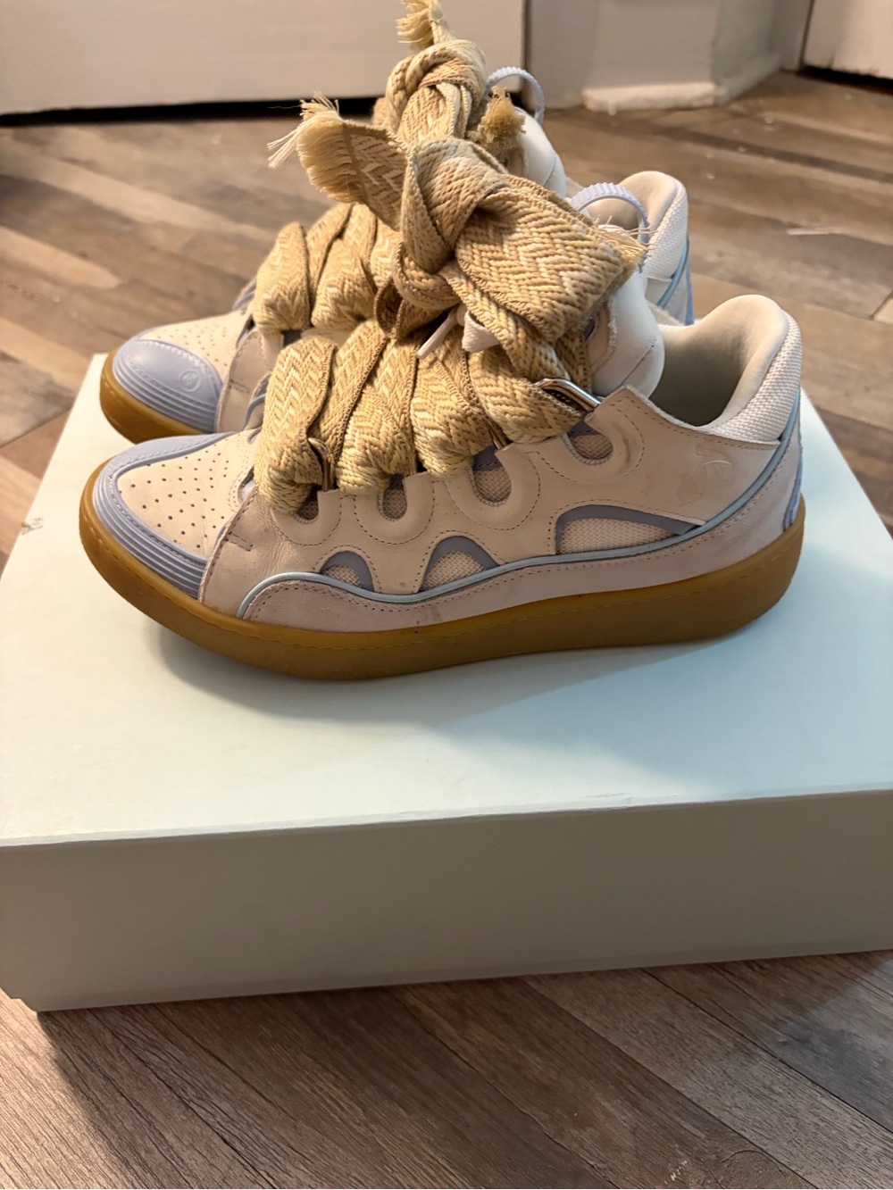 Lanvin Sneakers - Picture 5 of 7